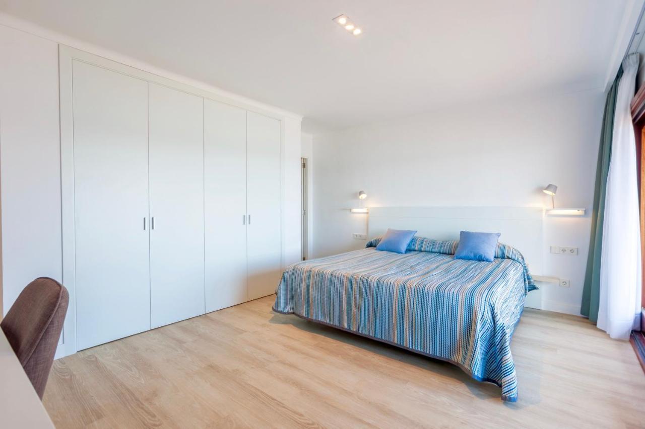 Beachfront Villa Socias Playa By Sealand Villas Playa de Muro  Exterior photo